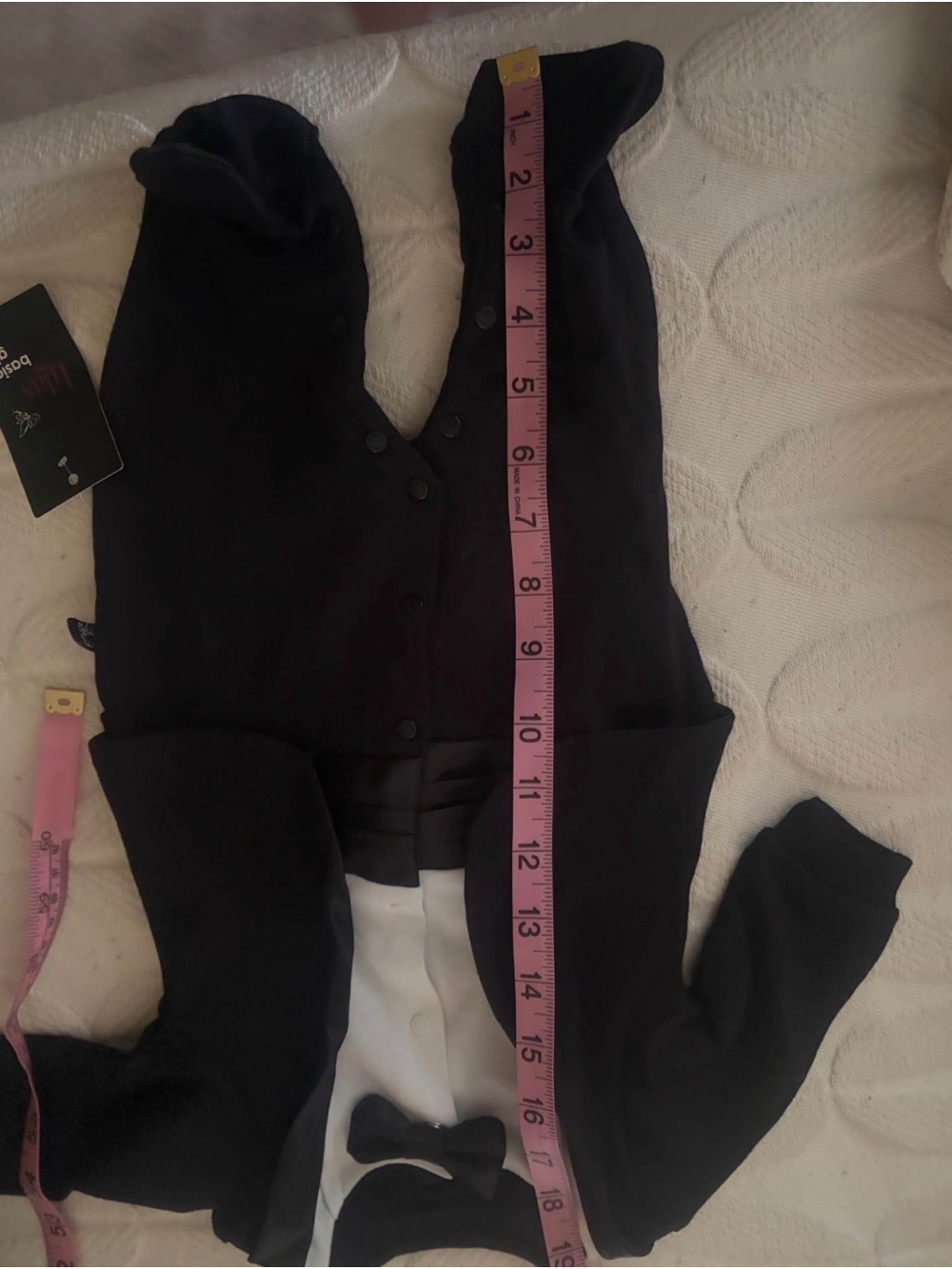 New with tags Baby Black & White Tuxedo-Style Snap Onesie NEWBORN. Wedding! - Picture 4 of 7